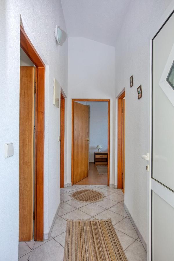 Apartments With A Parking Space Zablace, Sibenik - 4219 Exterior photo
